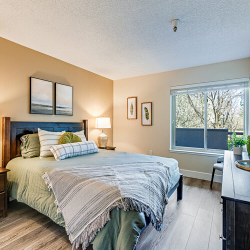 Model Bedroom at Gold Country Senior Living